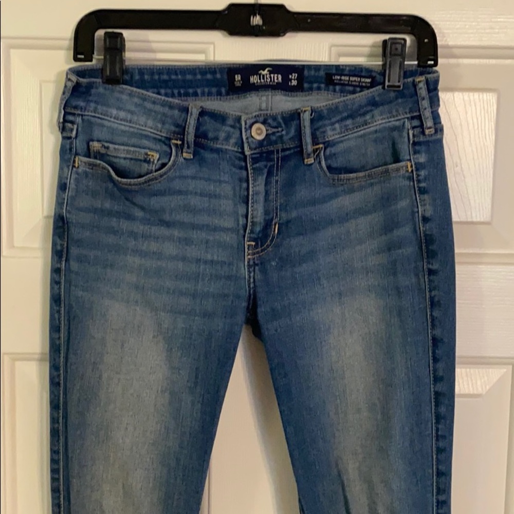 Hollister Size 5 Super Skinny Jeans!